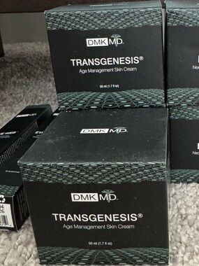 DMK Transgenesis Age Management Skin Cream - Black